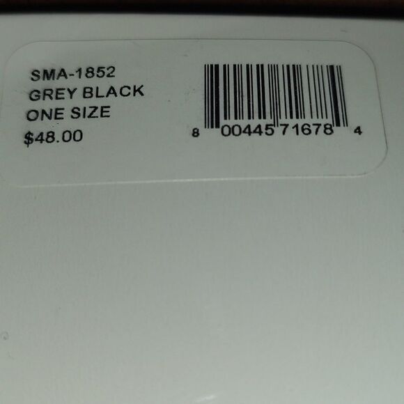 Steve Madden black gray white reversible scarf and hat set NWT - Picture 6 of 6